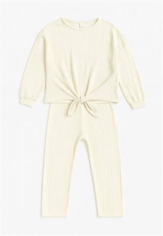 Conjunto Gaya Texturizado Off White